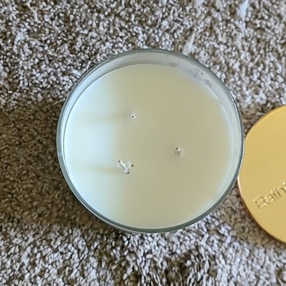 BLUE SKY BREEZE 3 Wick Candle Bath & Body Works - Picture 5 of 6